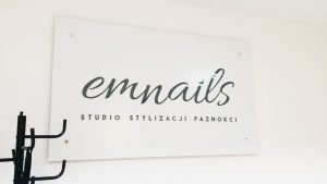 logo na ścianę studio stylizacji paznokci